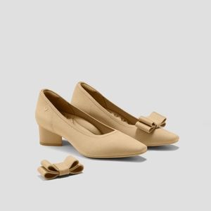 Vivaia Nude Heels With Removable Bow